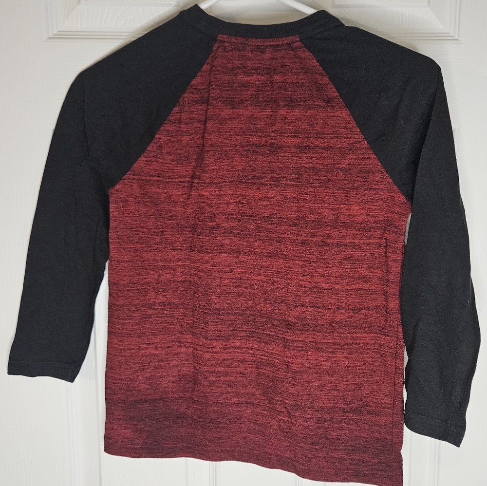 Boy's Long Sleeve Soft T- shirt.  Size Small